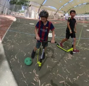 רכיבה על קורקינטים קייטנת קיץ 2021