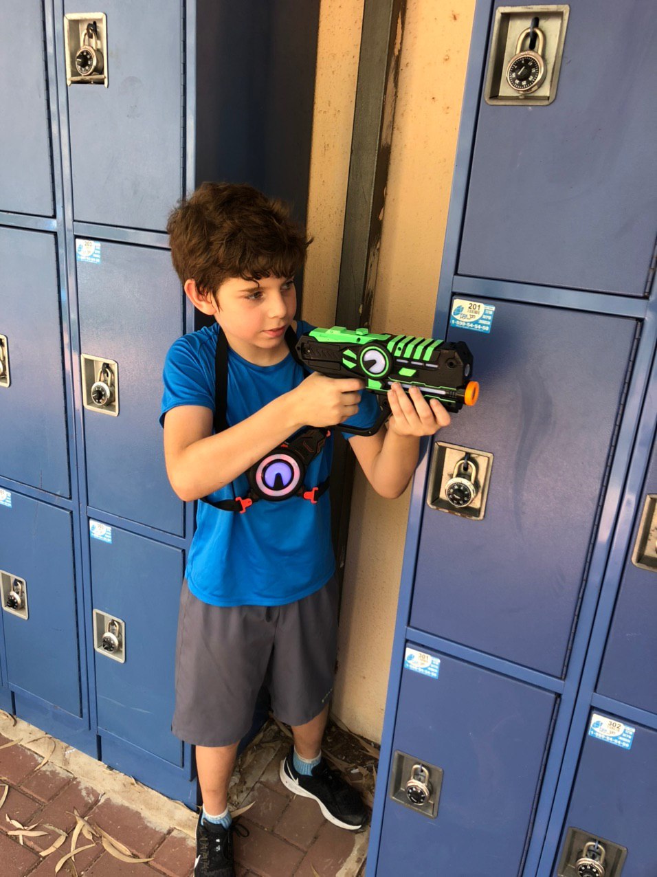 לייזר טג - קרב לייזר בקייטנת קיץ 2026 לילדים